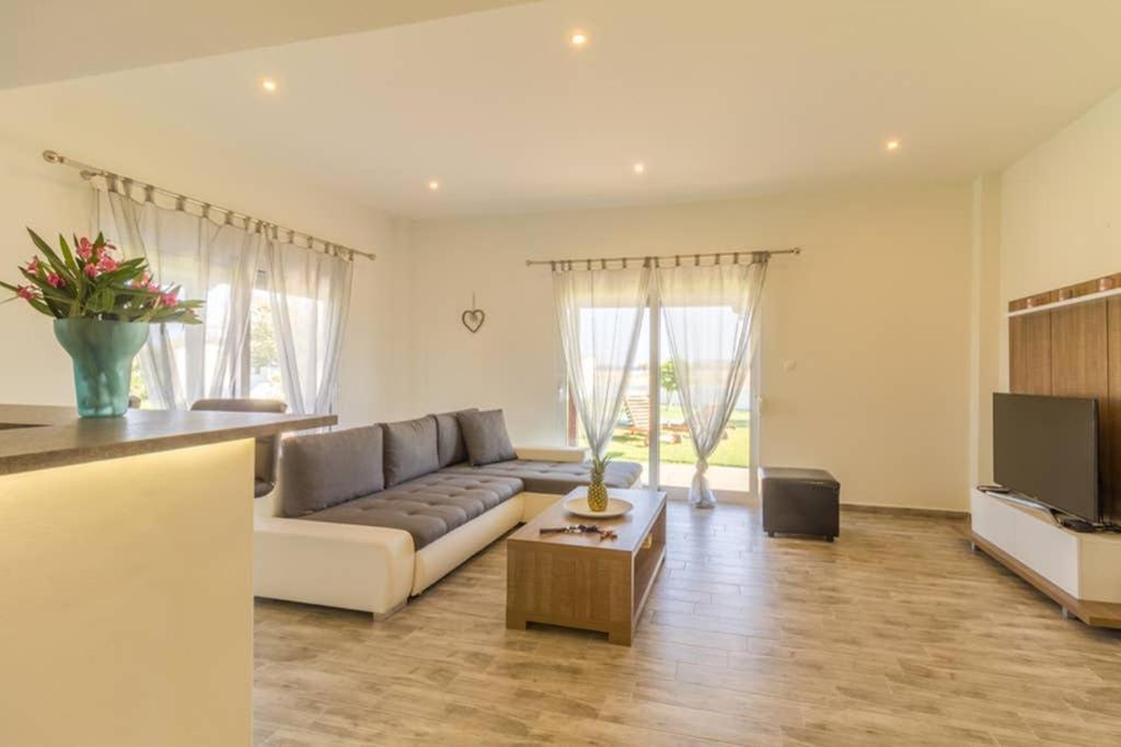 Renes Paradise Seahome - Afandou Beach, Rhodes Kolymbia Buitenkant foto